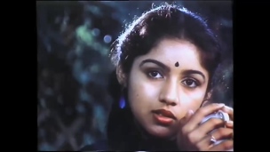 Mouna Ragam (1986) ►Full Tamil Film HD _ Karthik, Revathy, Mohan.mp4_20170413_004035.678